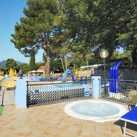 Holiday home Mobilhome E - Aeg403 By Interhome