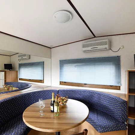 Holiday home Mobilhome E - Aeg403 By Interhome *
